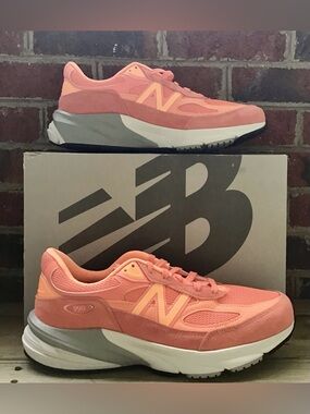 New Balance 990 V6